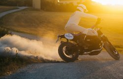 Deus Ex Machina x Unit Garage