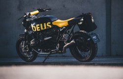 Deus Ex Machina x Unit Garage