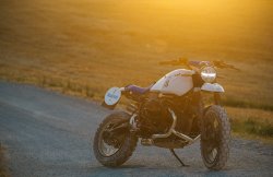 Deus Ex Machina x Unit Garage