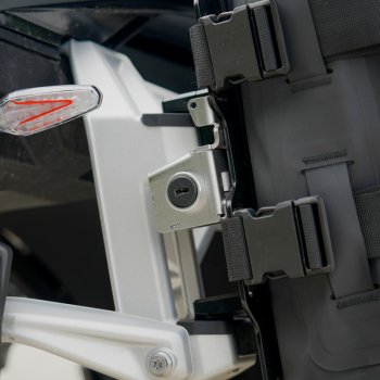 Borsa laterale Khali in TPU 35L - 45L + Piastra in Alluminio destra BMW R1300GS ADV